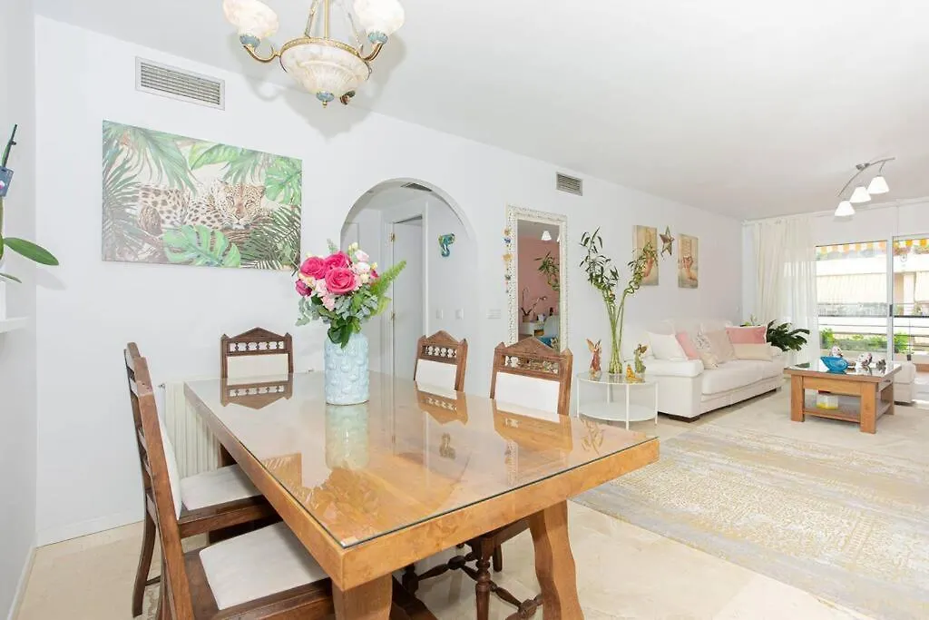 Marbella, Acogedor Apartamento. Marbella